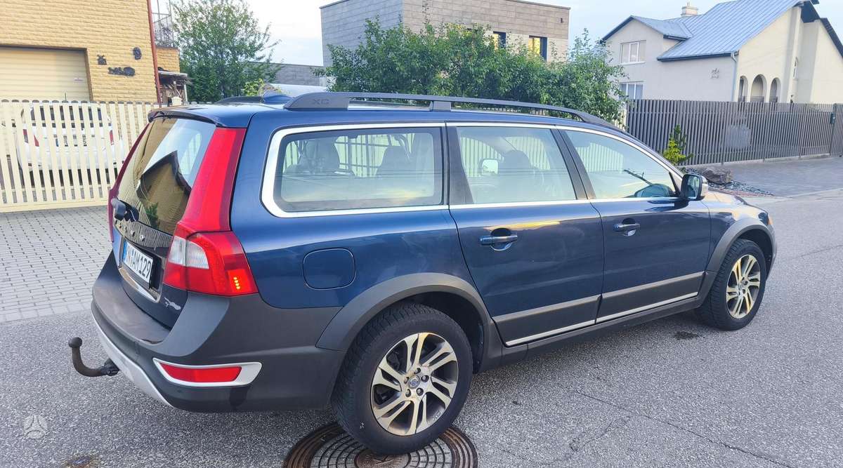 Volvo XC70, 2.0 l., wagon