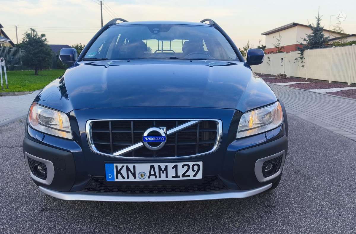 Volvo XC70, 2.0 l., wagon