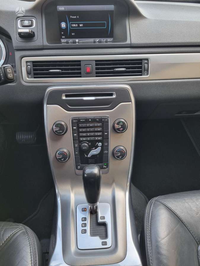 Volvo XC70, 2.0 l., Универсал