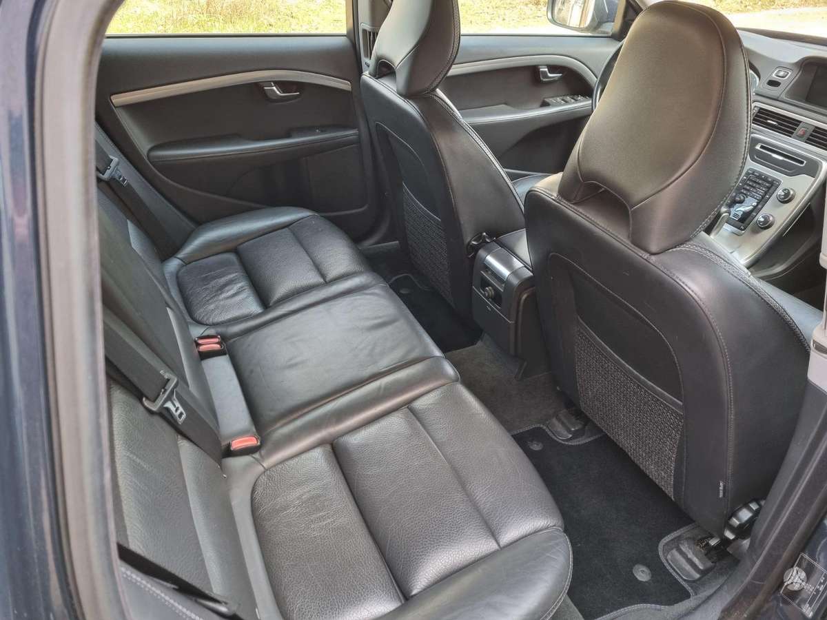 Volvo XC70, 2.0 l., wagon