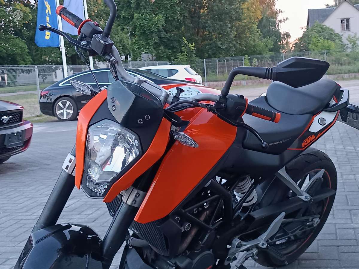KTM Duke 125cc, street / classic