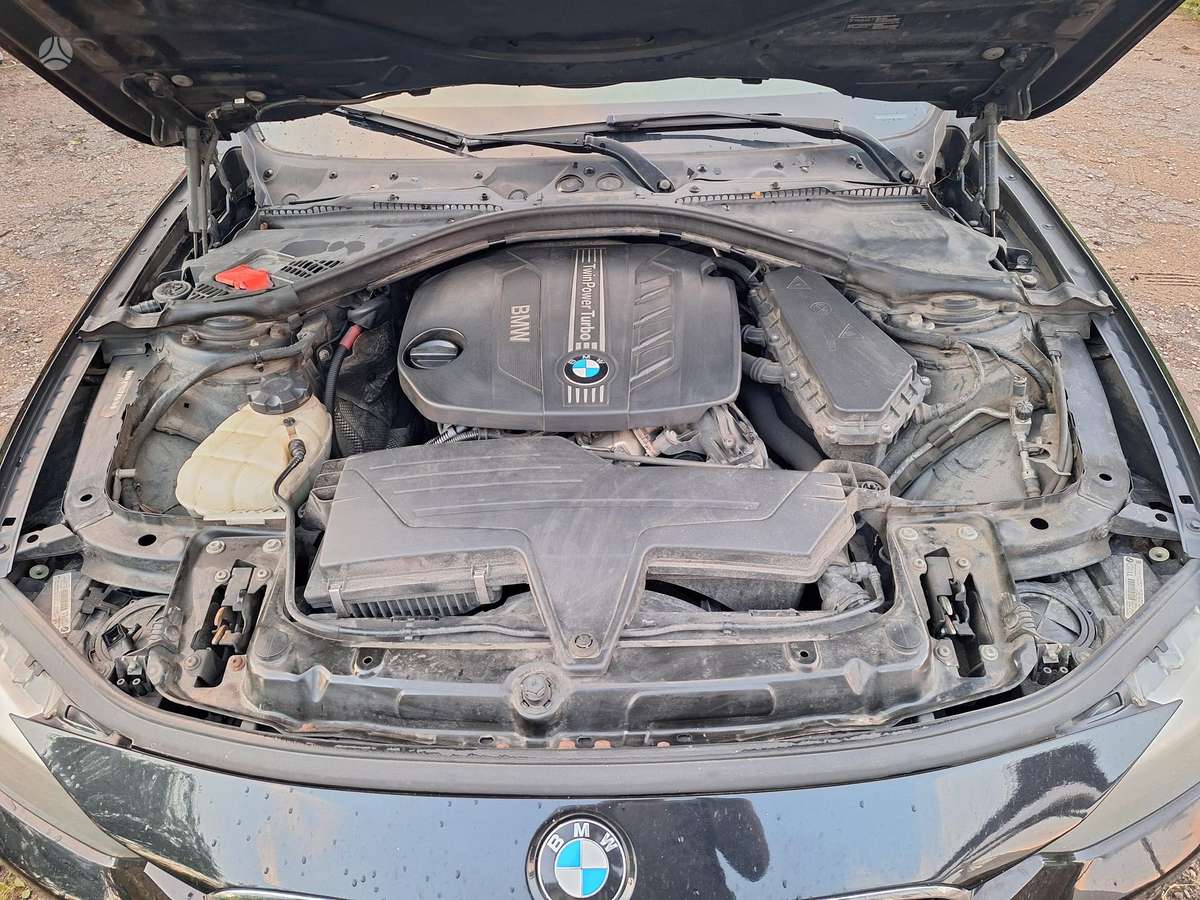 BMW 318, 2.0 l., wagon