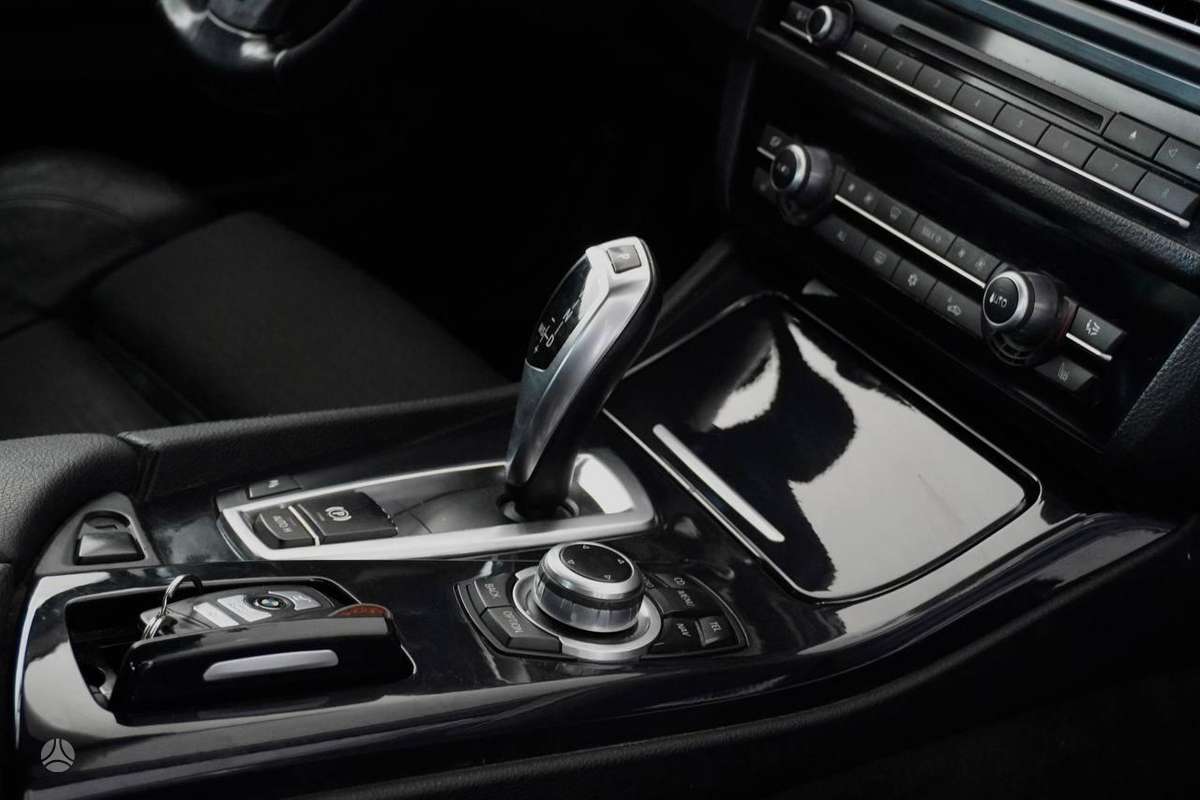BMW 520, 2.0 l., wagon