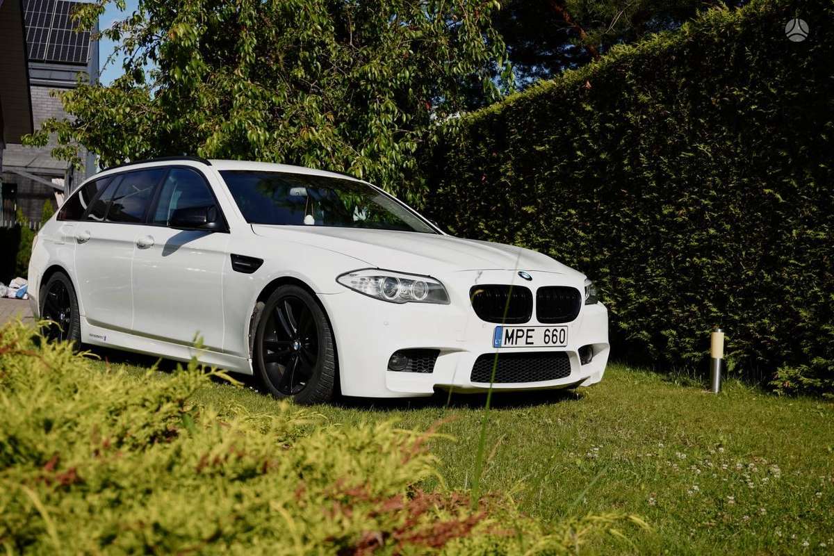 BMW 520, 2.0 l., universalas