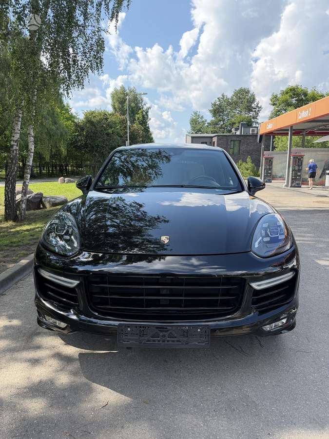 Porsche Cayenne - 3