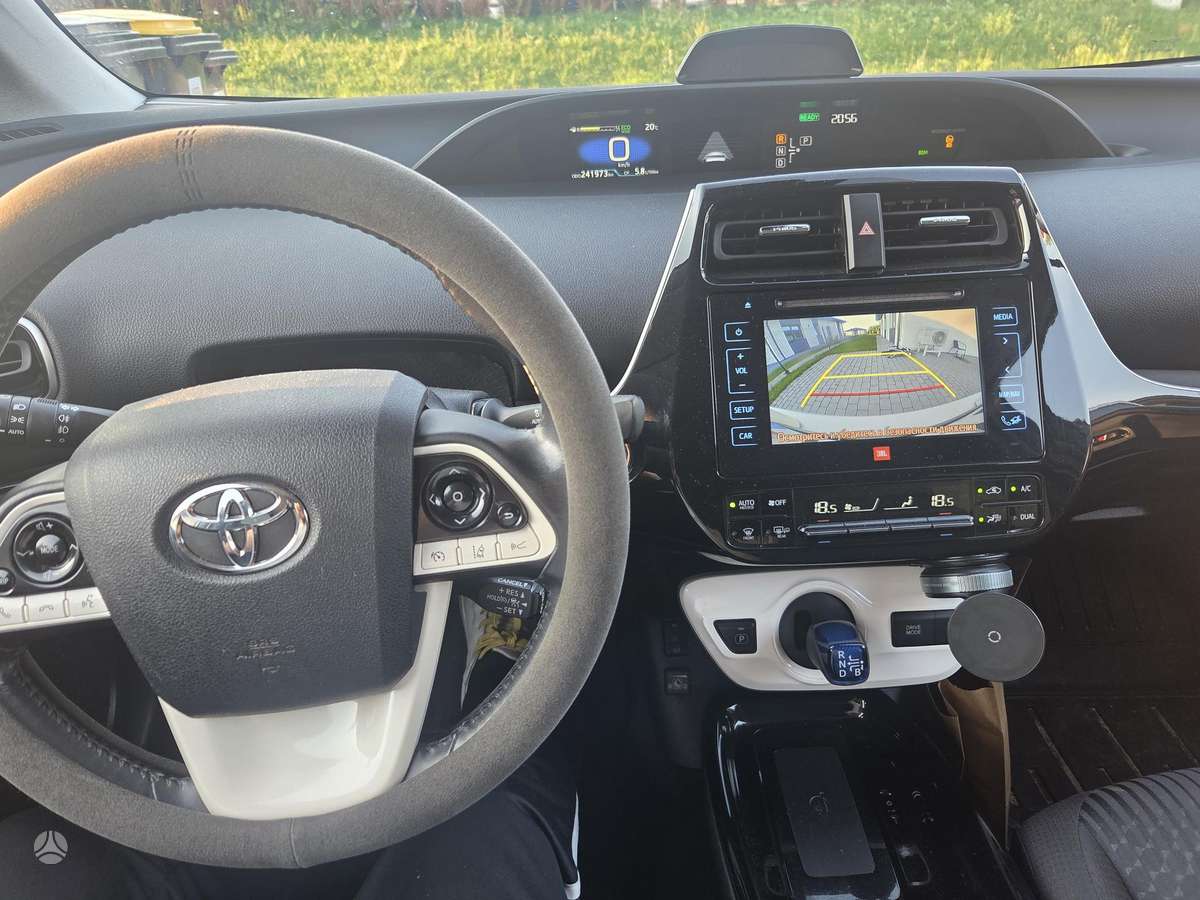 Toyota Prius - 6
