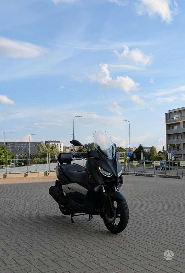 Yamaha XMAX 300 292cc, scooters / mopeds