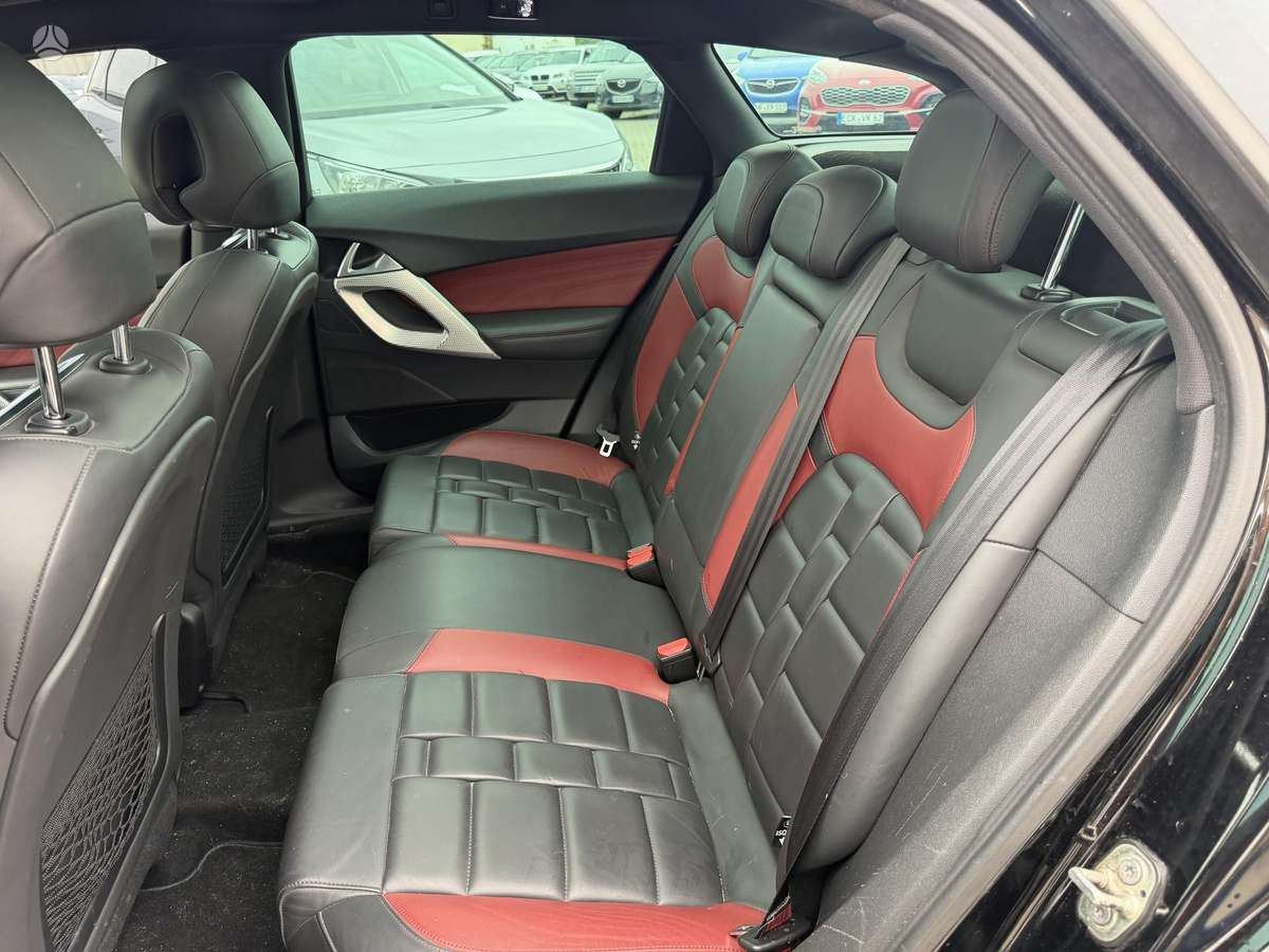 Citroen DS5, 2.0 l., Хэтчбек