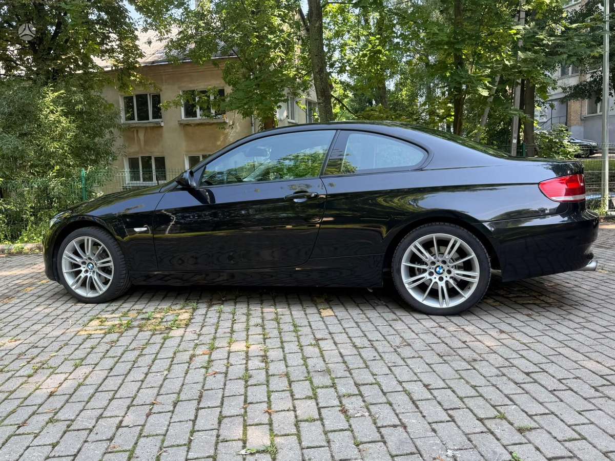 BMW 320, 2.0 l., coupe