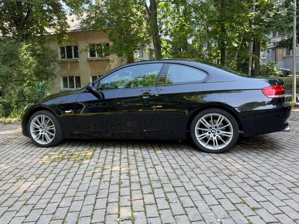 BMW 320, 2.0 l., Купе (coupe)