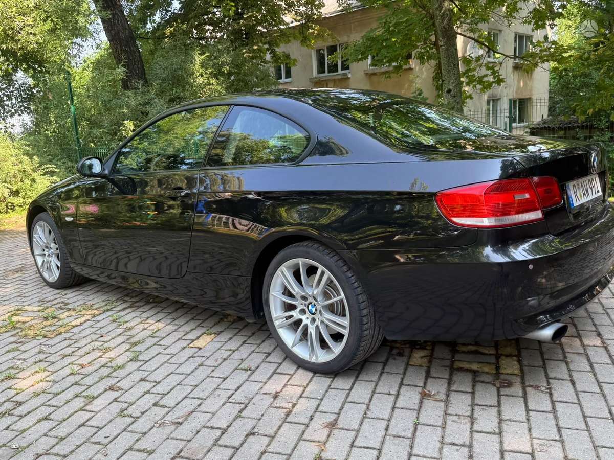 BMW 320, 2.0 l., Купе (coupe)