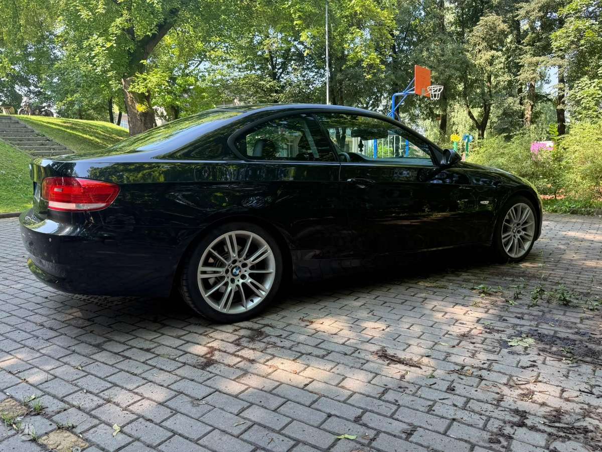 BMW 320, 2.0 l., Купе (coupe)