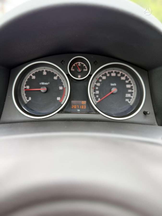 Opel Astra, 1.9 l., hatchback