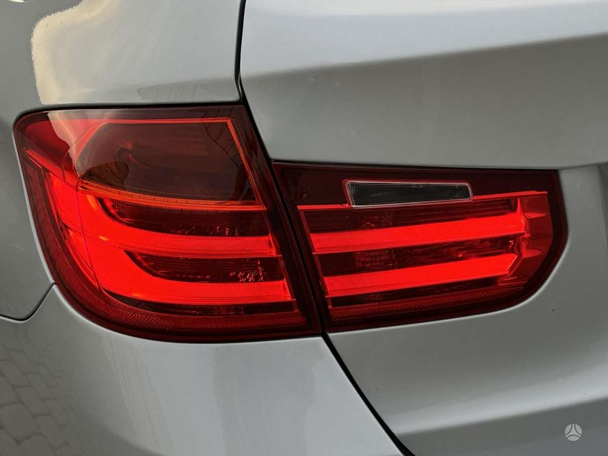 BMW 320, 2.0 l., universalas