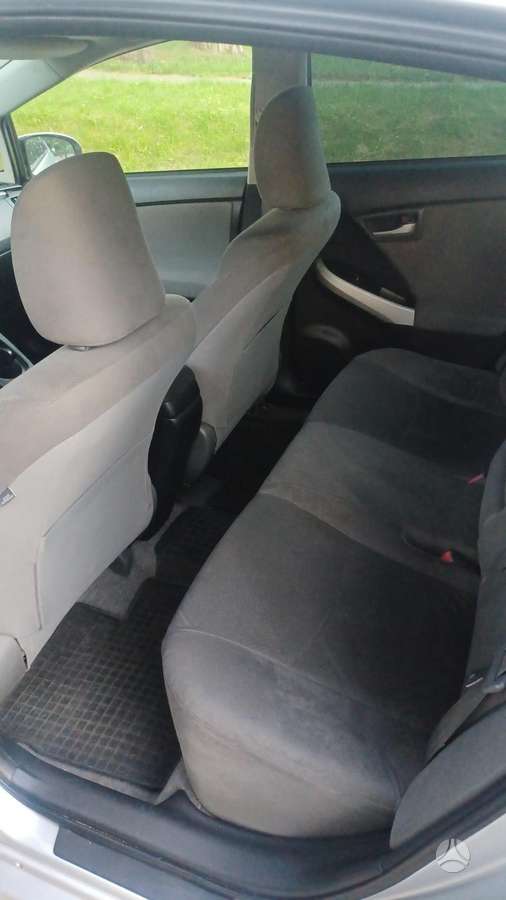 Toyota Prius - 2