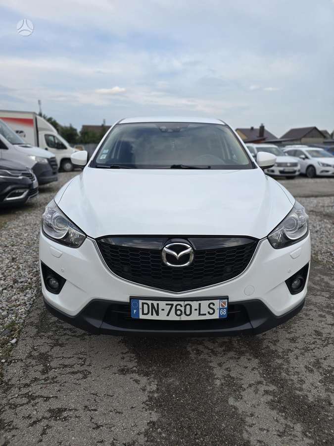 Mazda CX-5, 2.2 l., off-road / crossover