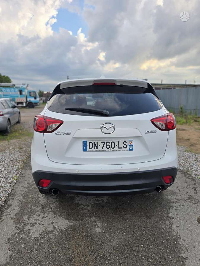 Mazda CX-5, 2.2 l., off-road / crossover