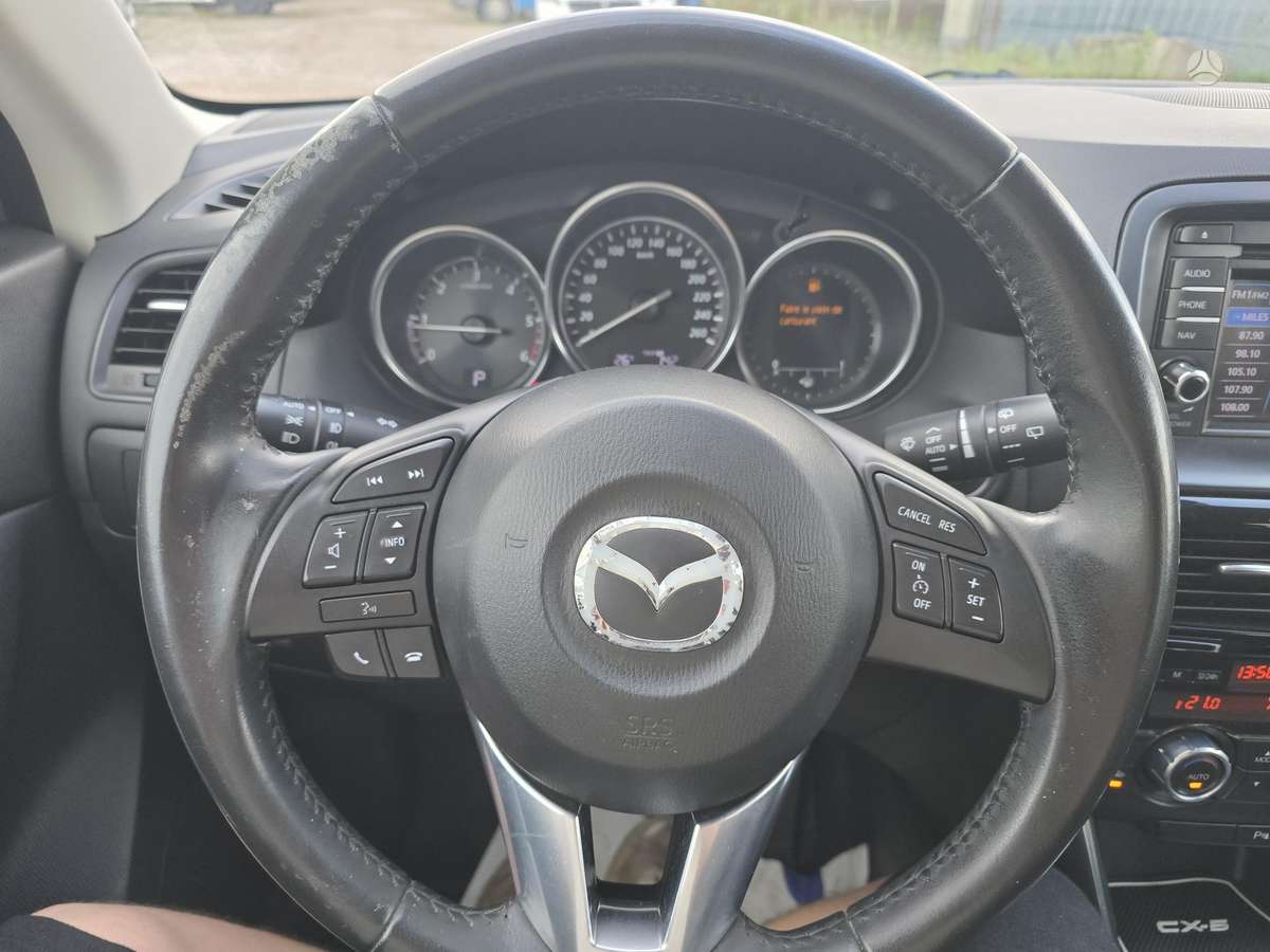 Mazda CX-5, 2.2 l., off-road / crossover