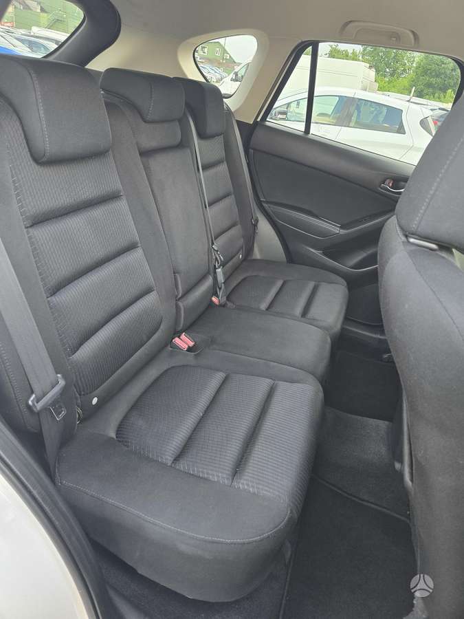 Mazda CX-5, 2.2 l., off-road / crossover