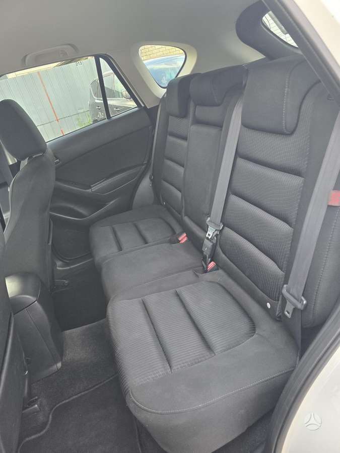 Mazda CX-5, 2.2 l., off-road / crossover