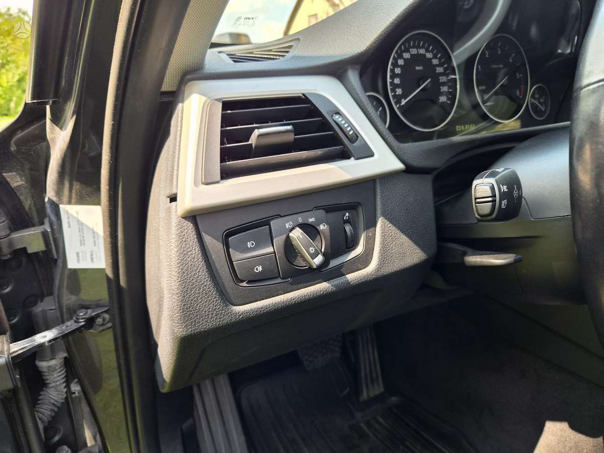 BMW 320, 2.0 l., universalas