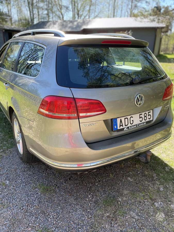 Volkswagen Passat - 5