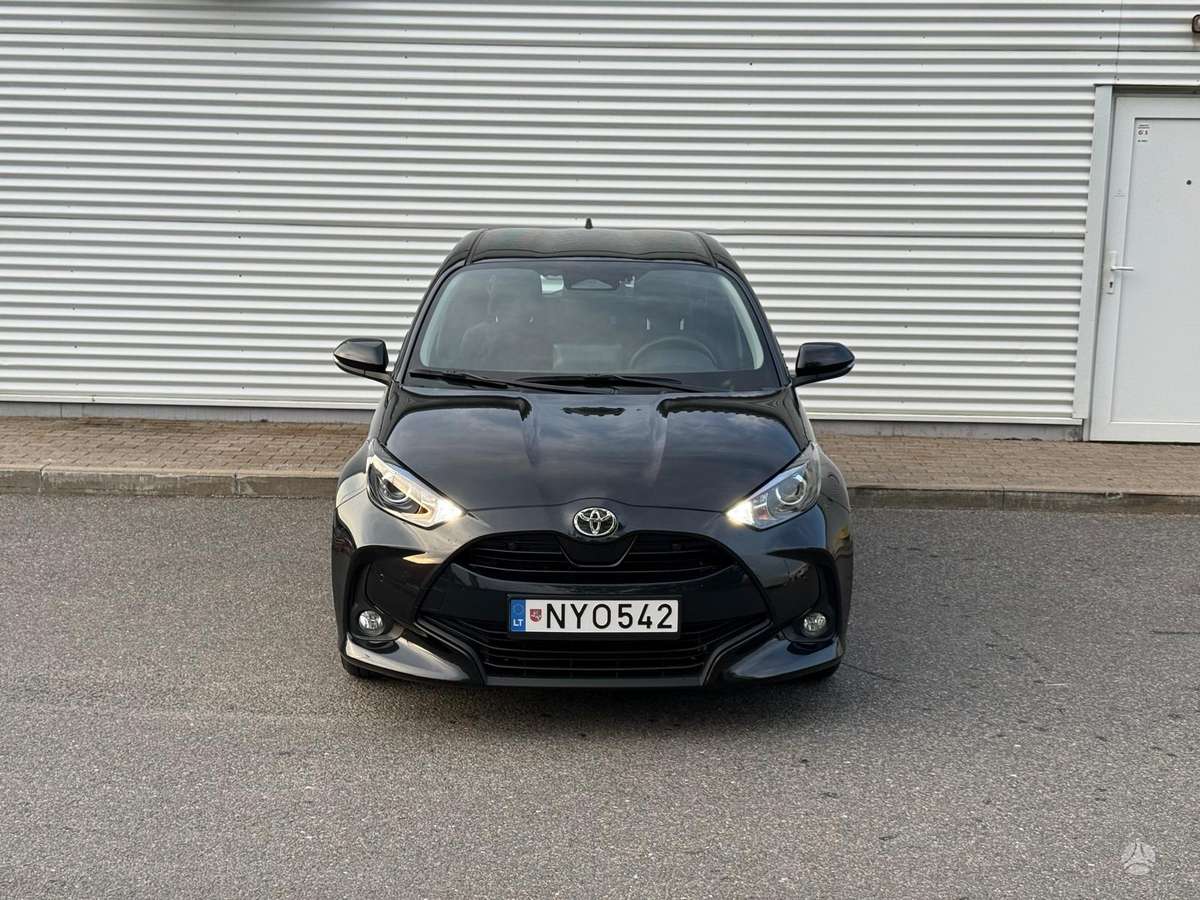 Toyota Yaris - 5