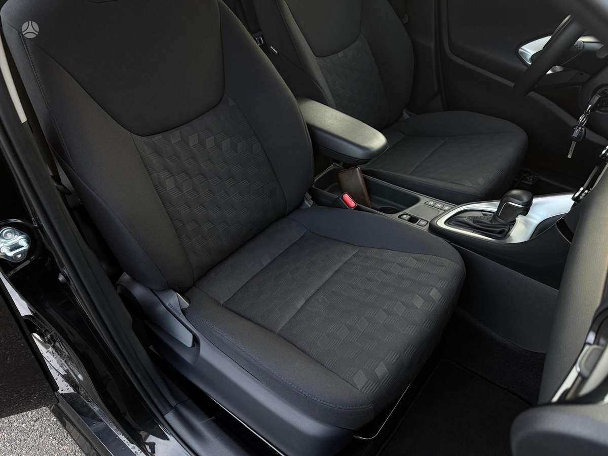 Toyota Yaris - 8