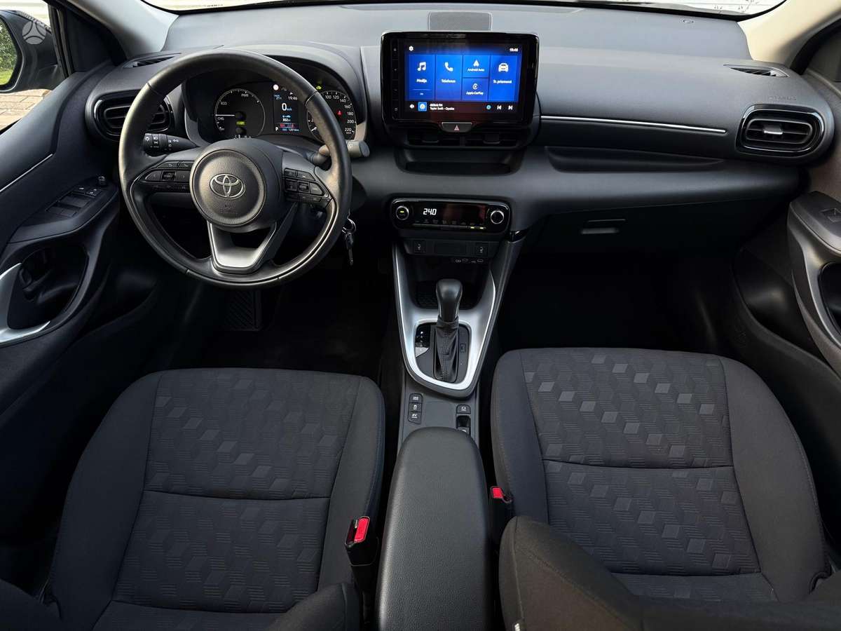 Toyota Yaris - 6