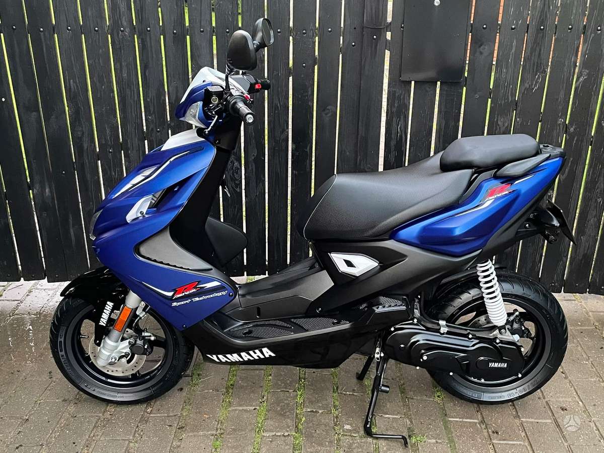 Yamaha Aerox 49cc, scooters / mopeds