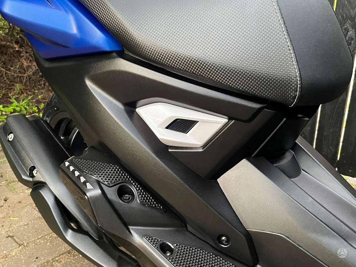 Yamaha Aerox 49cc, мотороллеры / мопеды