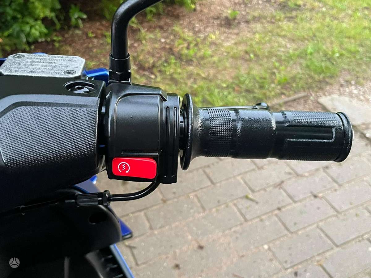 Yamaha Aerox 49cc, мотороллеры / мопеды