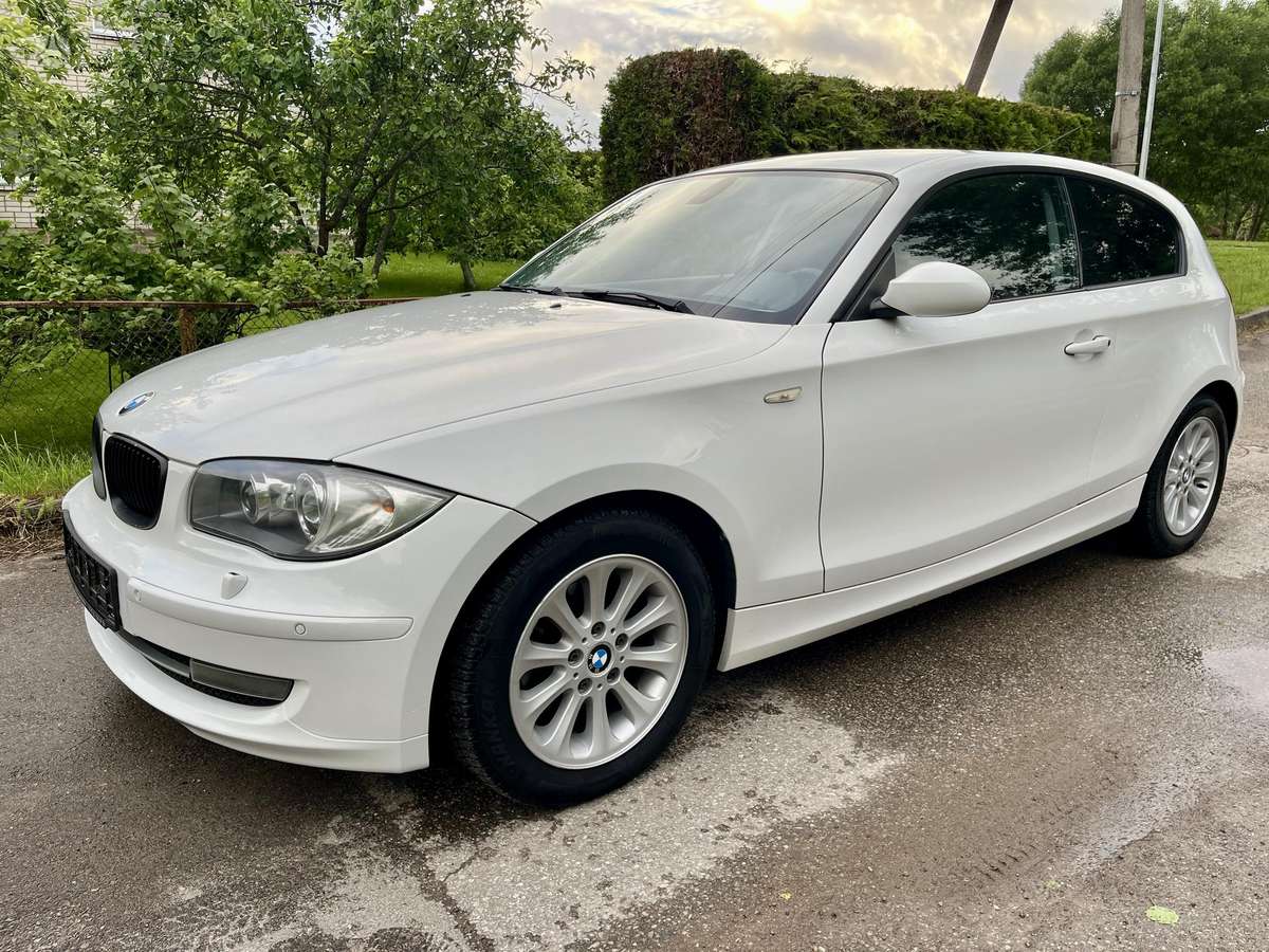 BMW 116, 1.6 l., hatchback