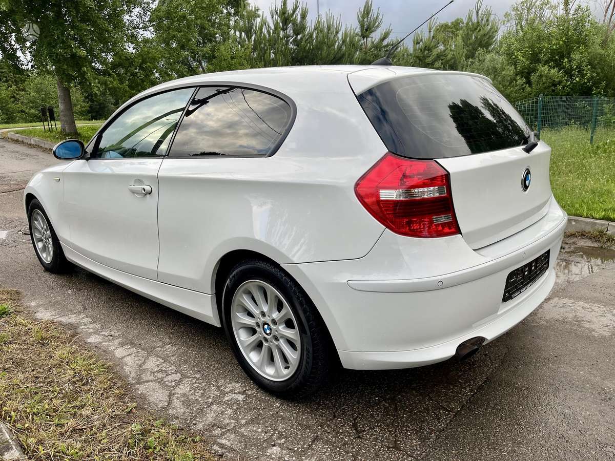 BMW 116, 1.6 l., hatchback