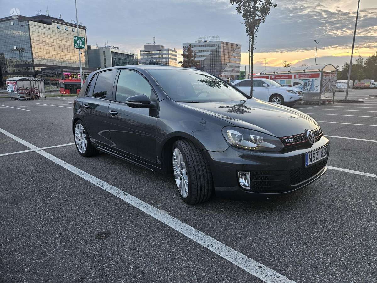 Volkswagen Golf, 2.0 l., hatchback