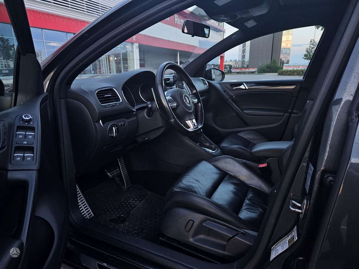 Volkswagen Golf, 2.0 l., hatchback