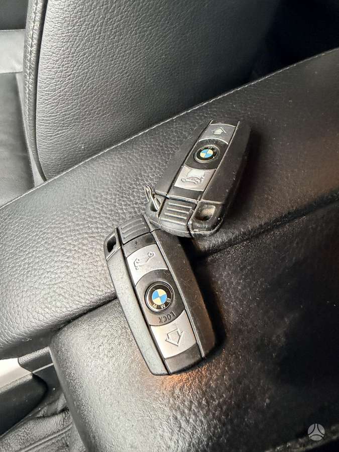 BMW 325, Универсал
