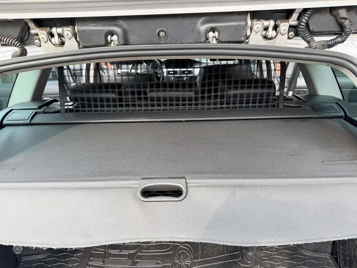 BMW 325, Универсал
