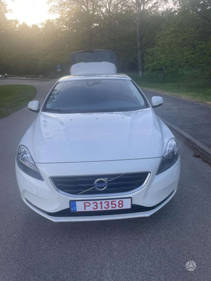 Volvo V40 - 1