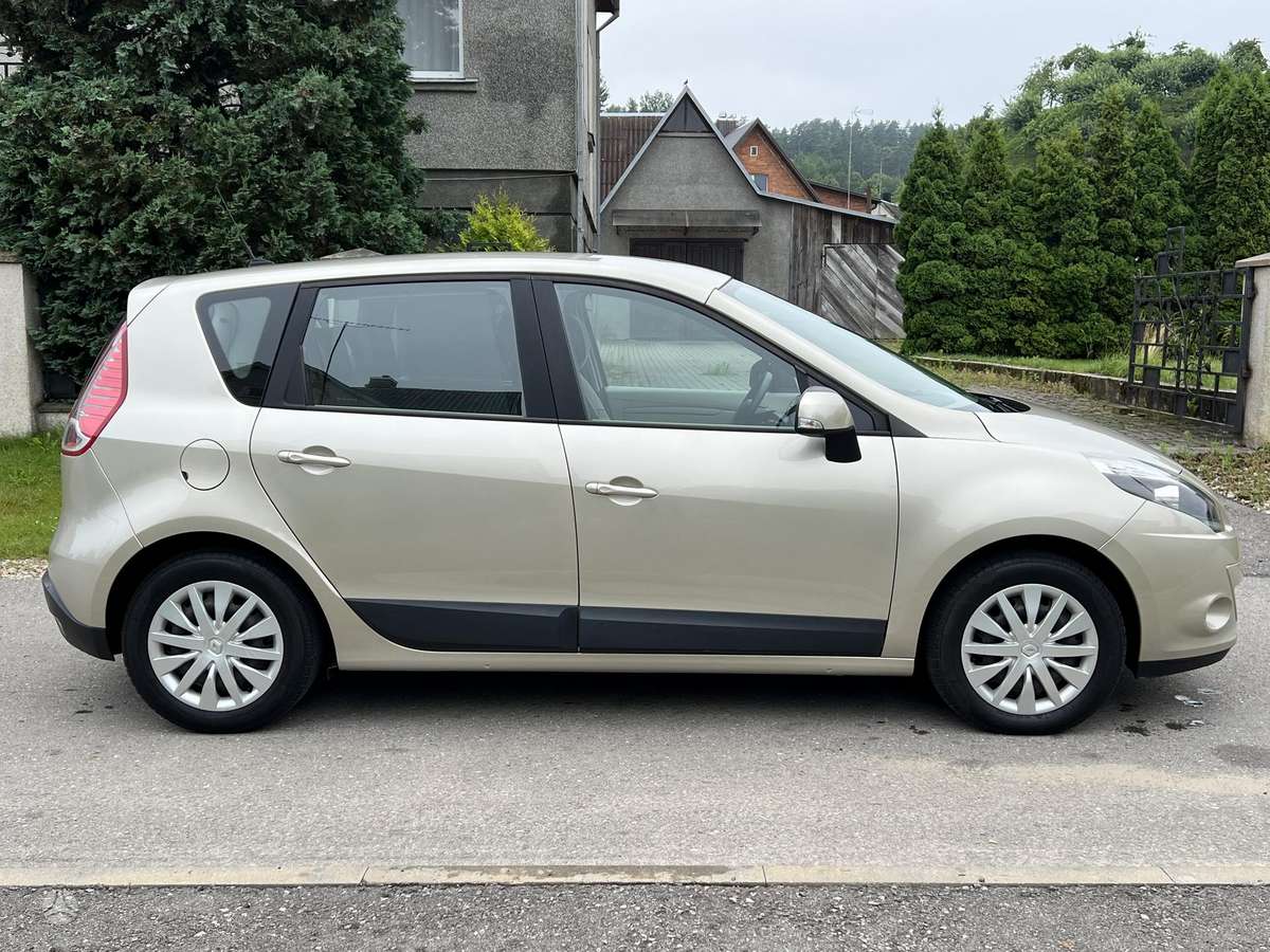 Renault Scenic, 1.9 l., hatchback