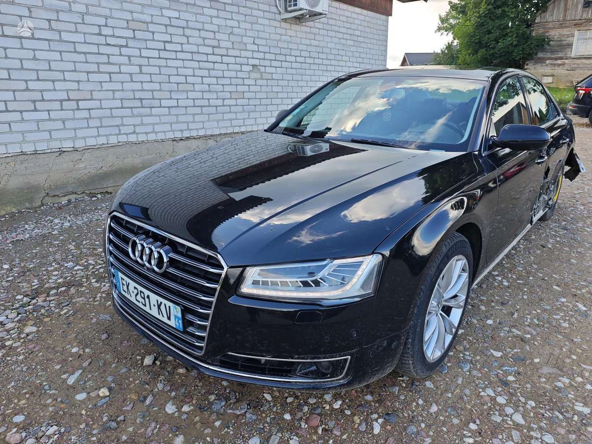 Audi A8, 3.0 l., Седан