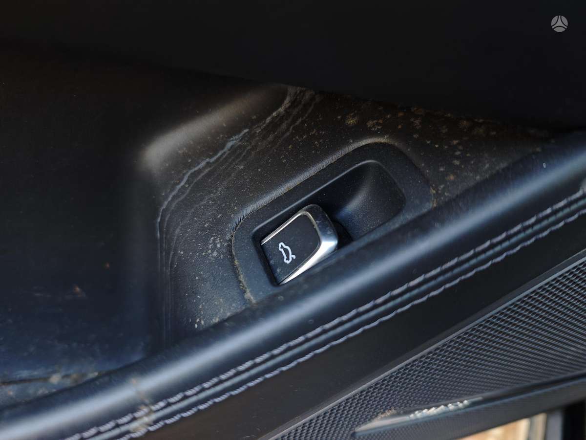 Audi A8, 3.0 l., Седан