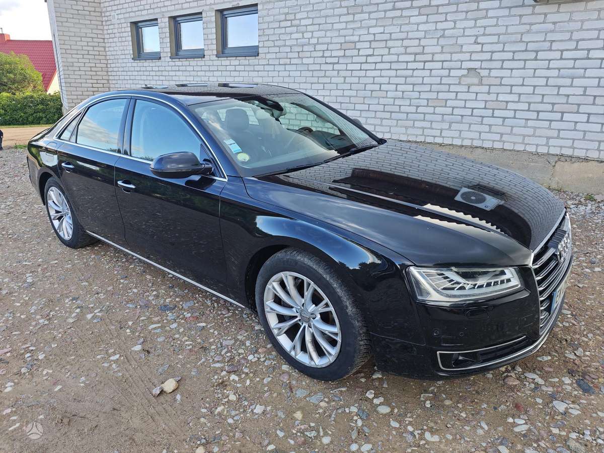Audi A8, 3.0 l., Седан