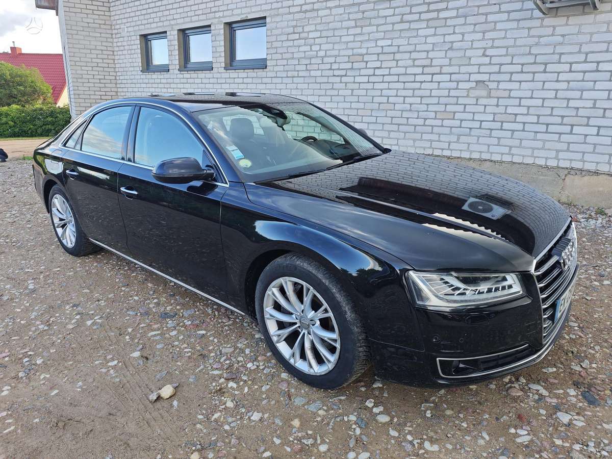 Audi A8, 3.0 l., Седан