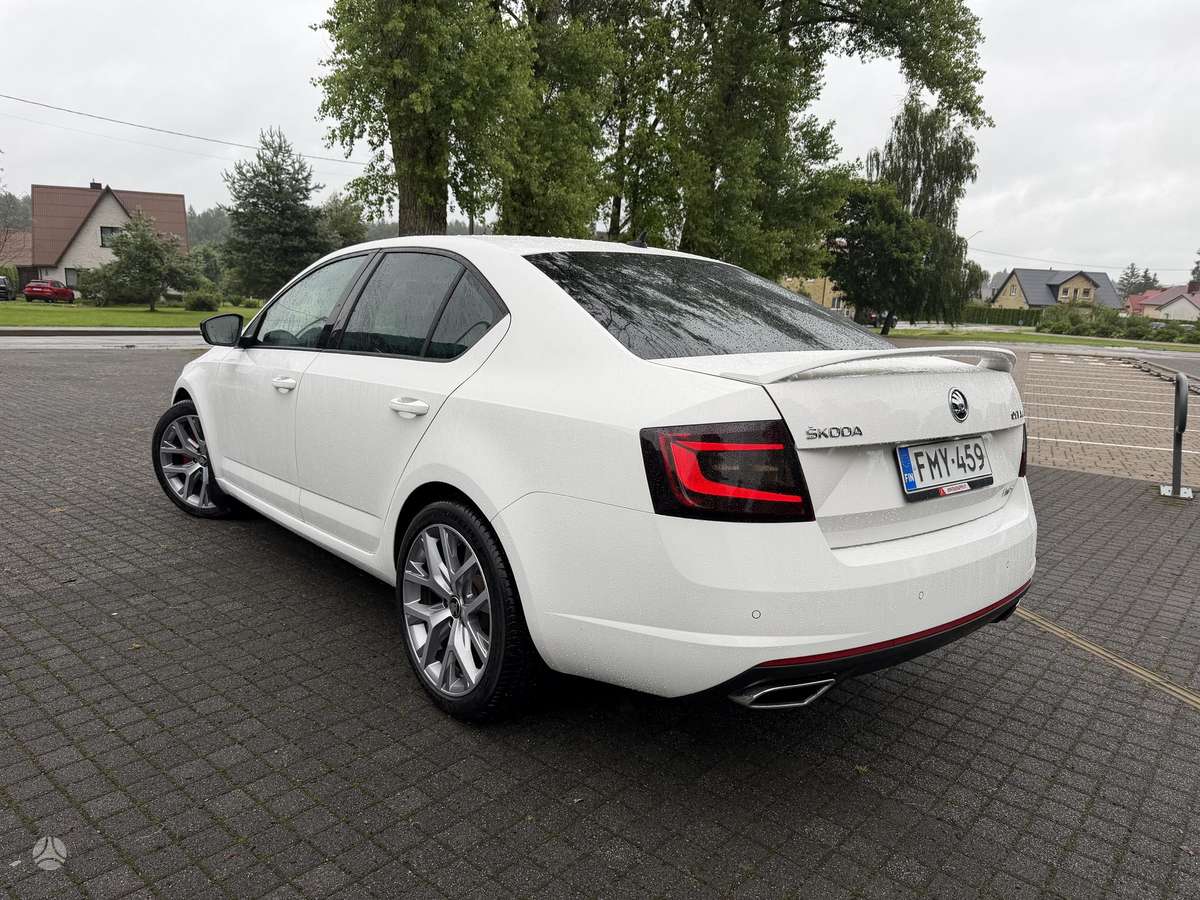 Skoda Octavia, 2.0 l., hatchback