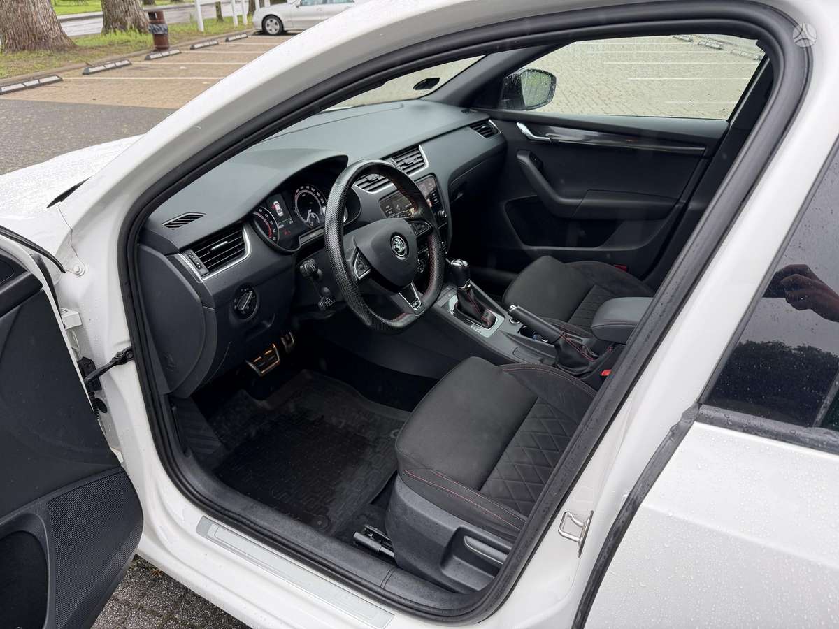 Skoda Octavia, 2.0 l., hatchback