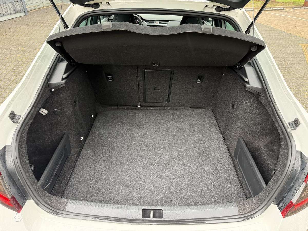Skoda Octavia, 2.0 l., hatchback