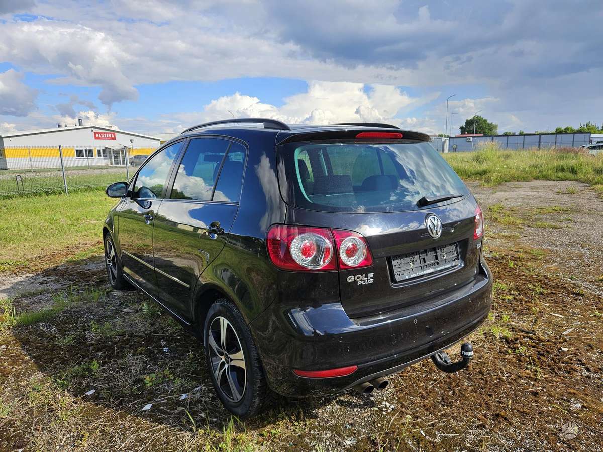 Volkswagen Golf Plus - 8