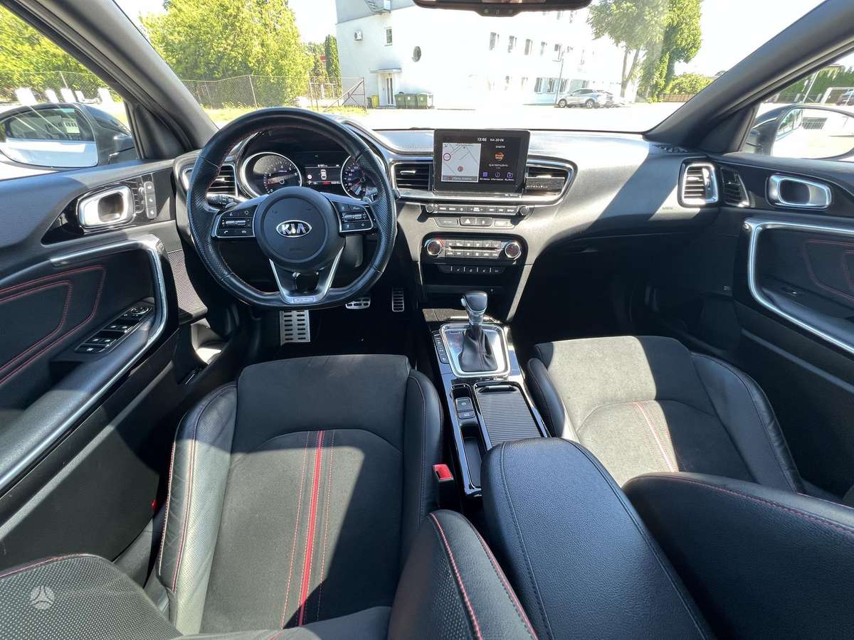 Kia ProCeed, 1.6 l., hatchback