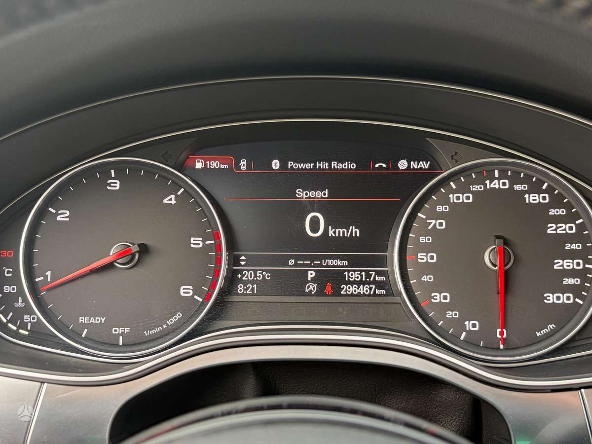 Audi A6, 2.0 l., universalas
